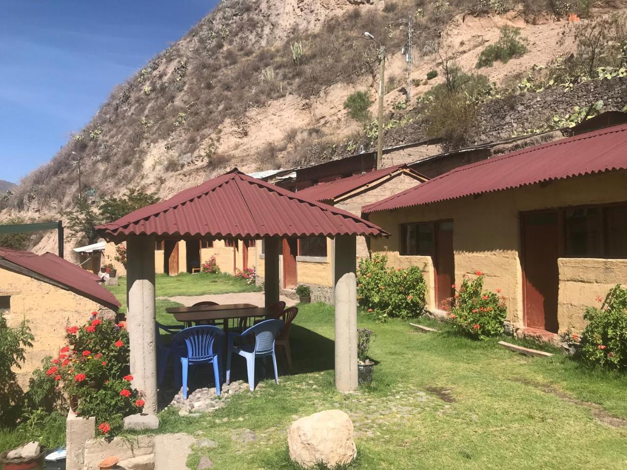 Posada Gloria Hostel Tapay Exterior photo